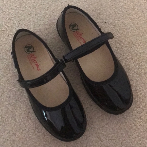 naturino mary janes